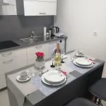 Mila Διαμέρισμα Πούλα